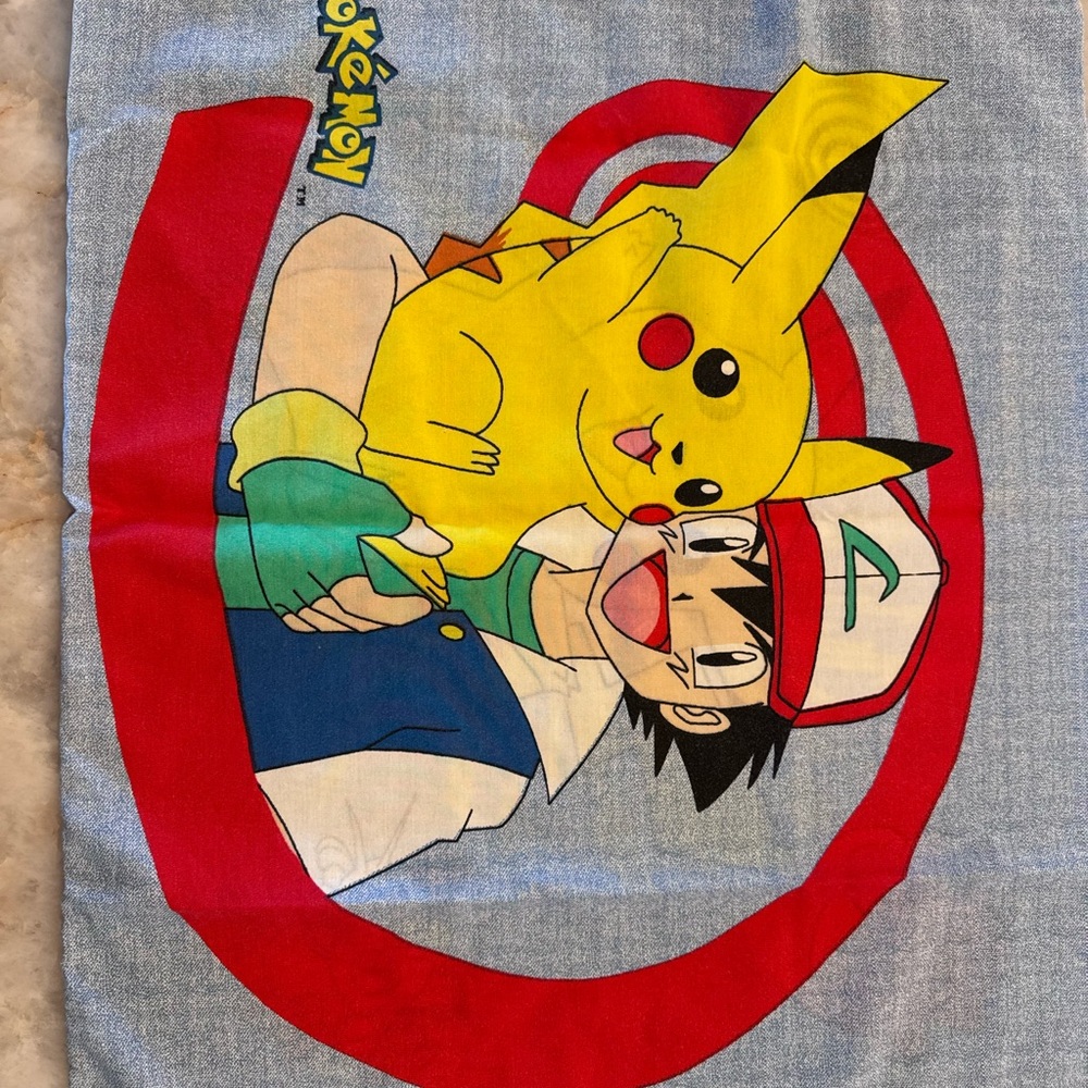 VINTAGE Pokemon Pikachu Graphic pillowcase vintage